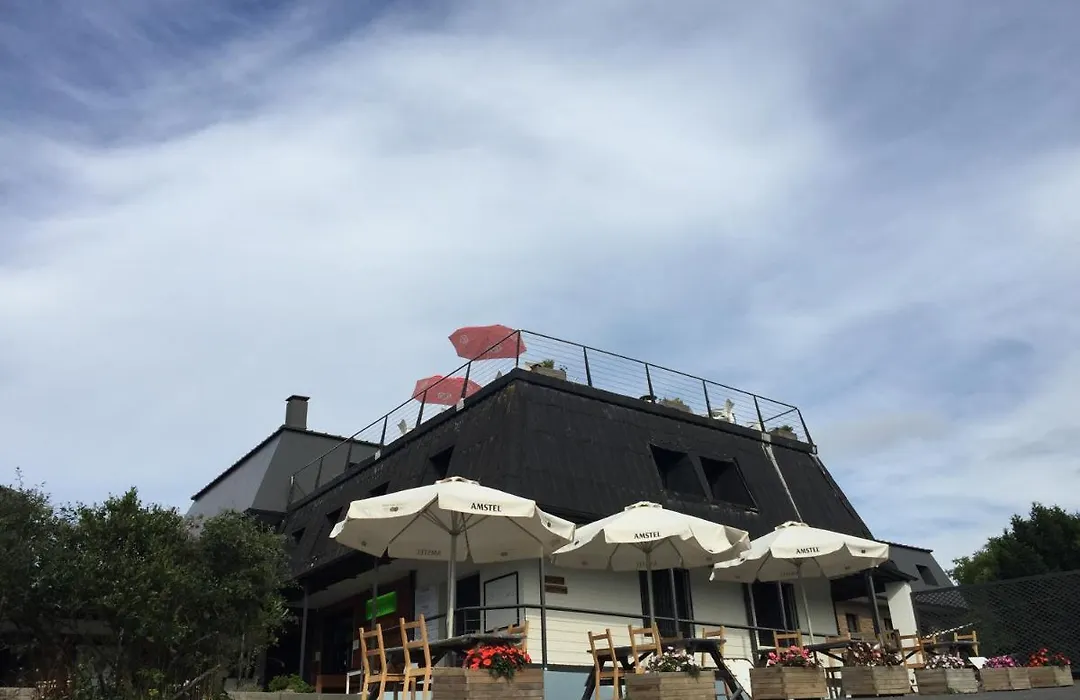ABARAXKA HOSTEL Disfruta la Vía Verde del Urola hasta la Playa - Naturaleza Montañas y Riqueza Cultural-1